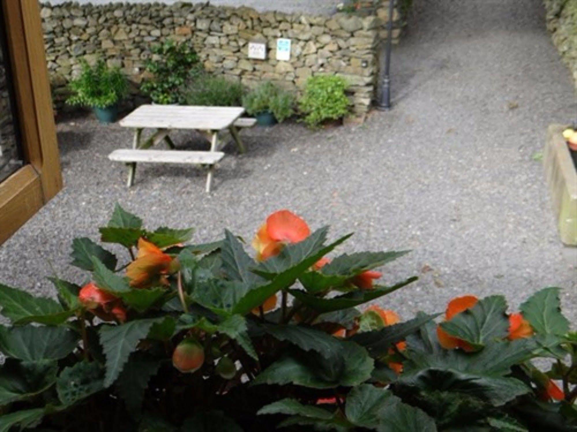 The Wayside And Whisky Barn Hotel Whitbeck Luaran gambar