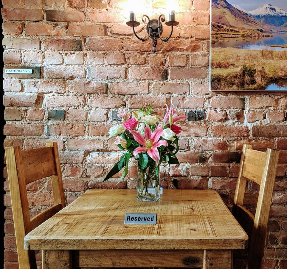 The Wayside And Whisky Barn Hotel Whitbeck Luaran gambar